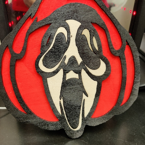 Ghost face pumpkin wall hanging - Picture 5 of 6